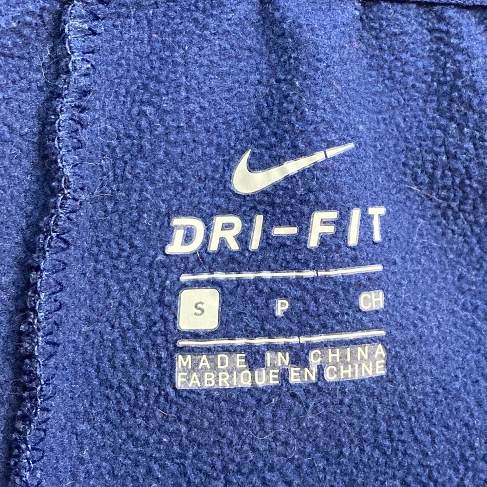 Bundle girls Nike Sz small, 1 capri and 2 pairs of pants. - Picture 3 of 11